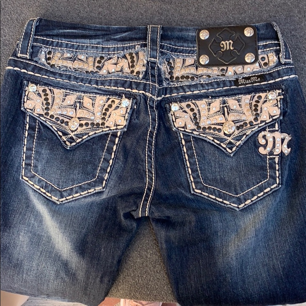 Women Miss Me Jeans Size 27
